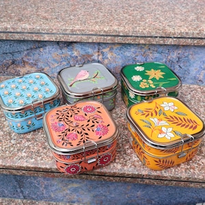 Lonchera bento cuadrada pintada a mano con dos compartimentos / Esmalte de Cachemira / Regalo para amantes de la comida / Loncheras para niños