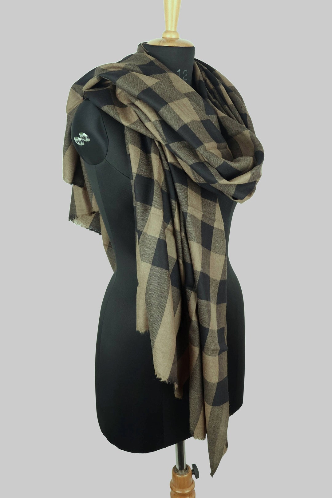 wool kashmiri shawl