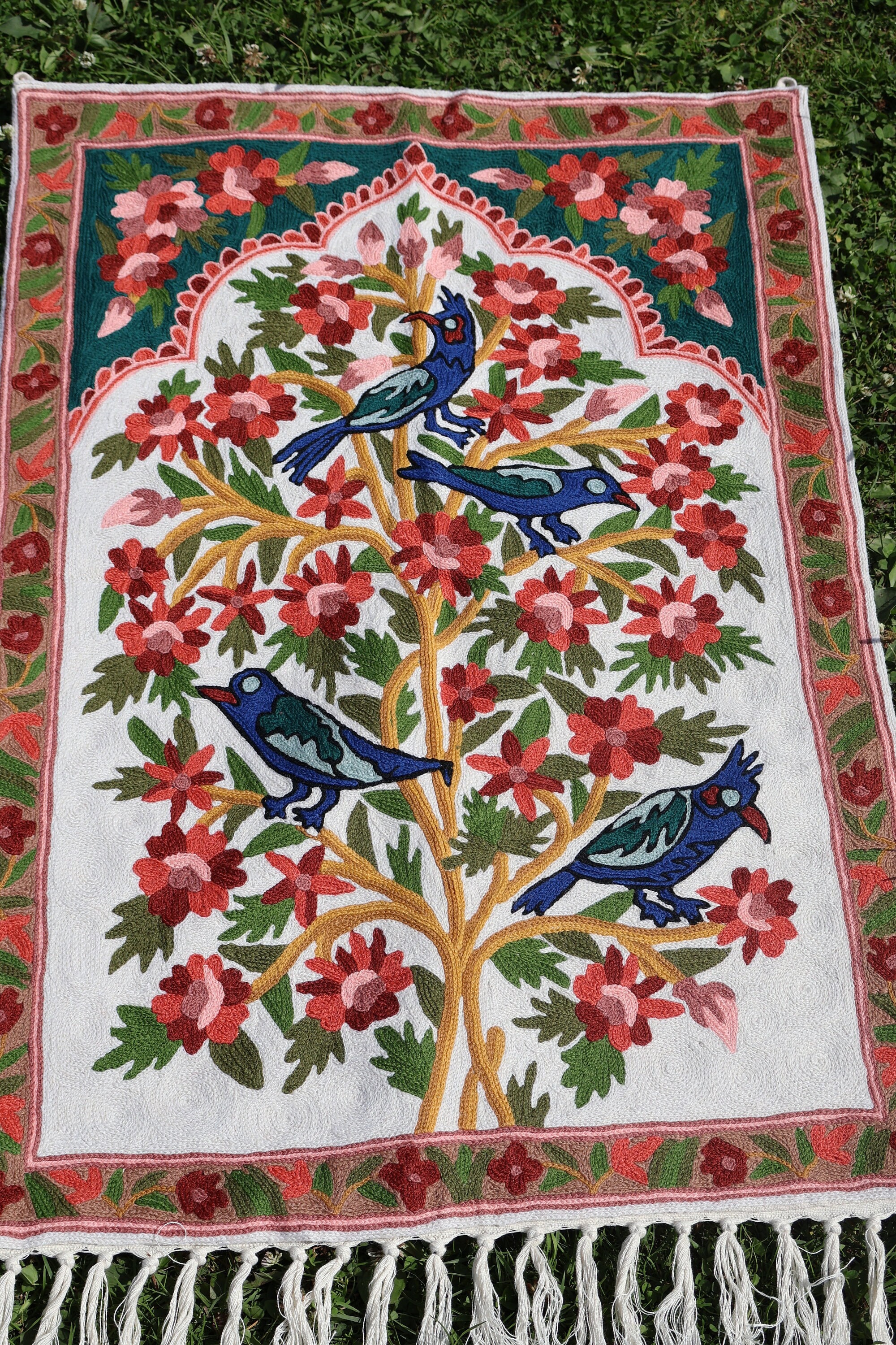 ChainStitch Tapestry Woolen Area Rug Birds, Multicolor Embroidery 2x3 -  Best of Kashmir