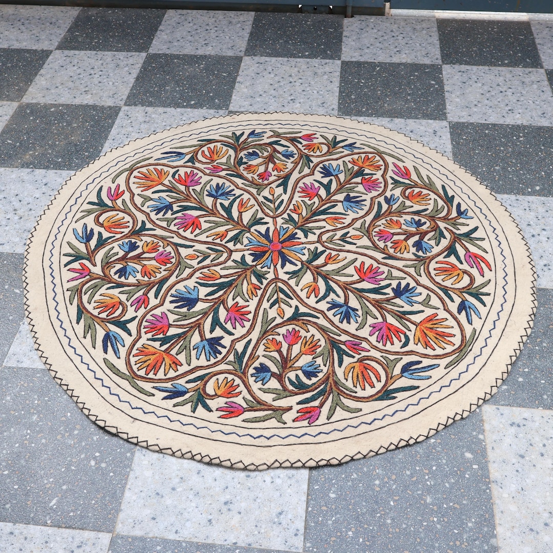 Handmade Round Kashmir Namda Rug – Wool Felt Embroidered Floor Mat ...