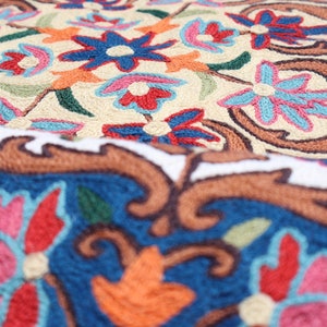 Kashmir Chain Stitch Rug | Handmade Kashmir Embroidered Rugs | Kashmir ...