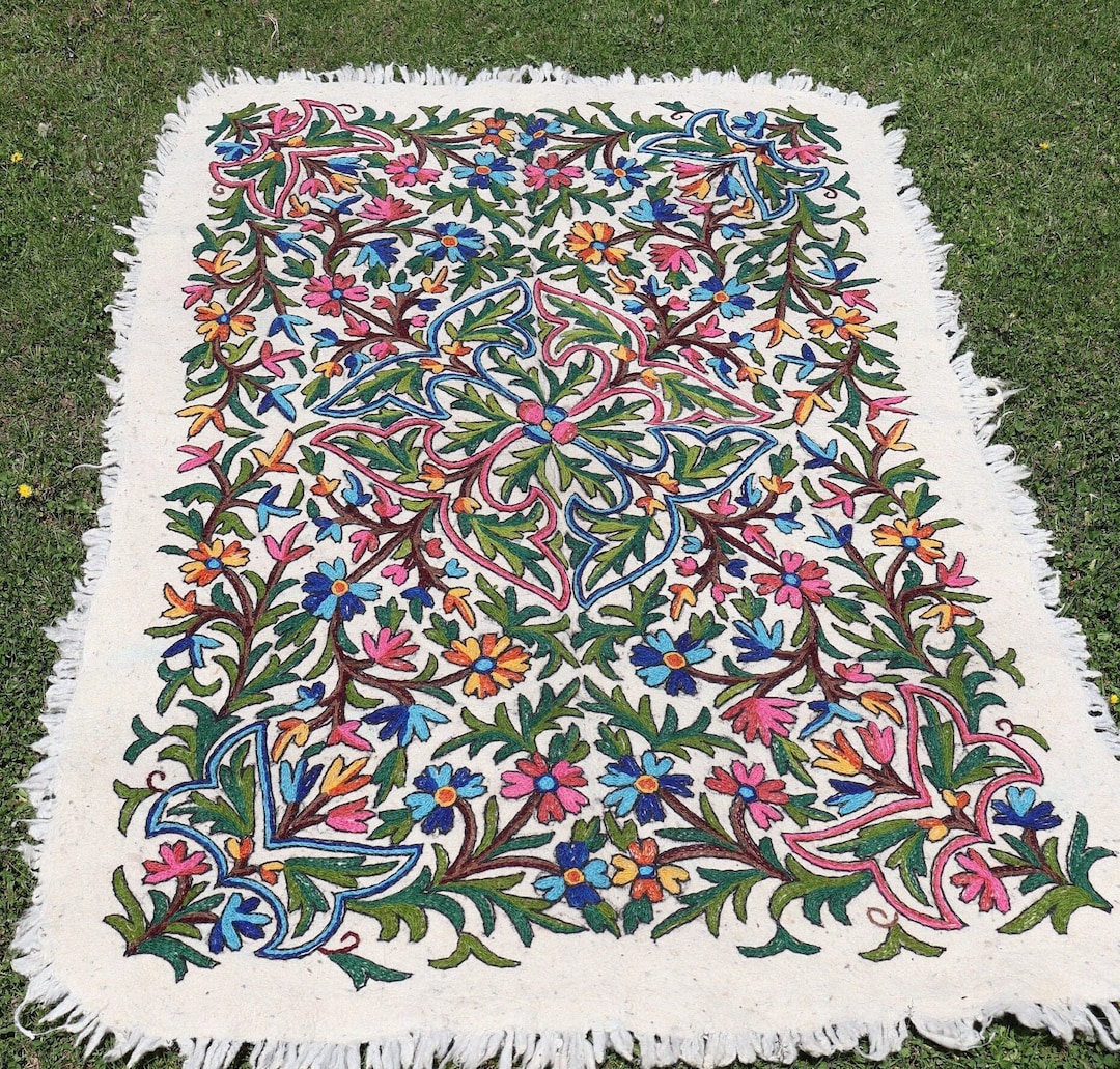 Kashmir Traditional Ghabba Rug Hand Stitched Namda Indian Pure Wool ...