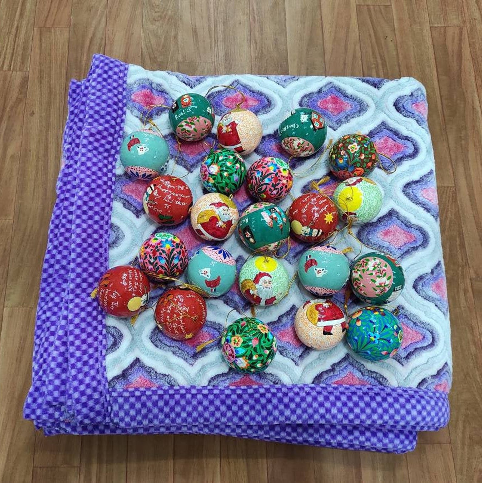 12 Pieces Kashmir Ornament Paper Mache Hand Painted Balls Etsy