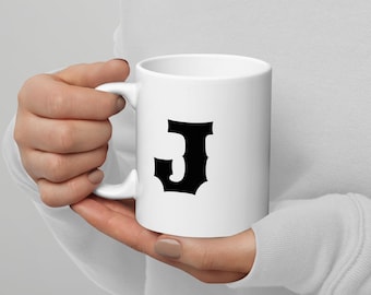 J-mok: minimalistische mok met alfabet