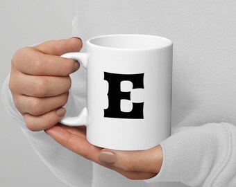 E-mok - alfabetbeker - minimalistische mok