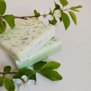 Grüner Apfel-2 Seifenstücke! . Wenn Sie einen anderen Duft der Seife in einer Bestellung haben möchten, schreiben Sie mir bitte. Kostenloser Versand!
