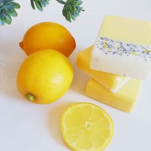 Lemon-2 Seifenstücke! . Wenn Sie einen anderen Duft von Seife in einer Bestellung haben möchten, schreiben Sie mir bitte eine Nachricht.