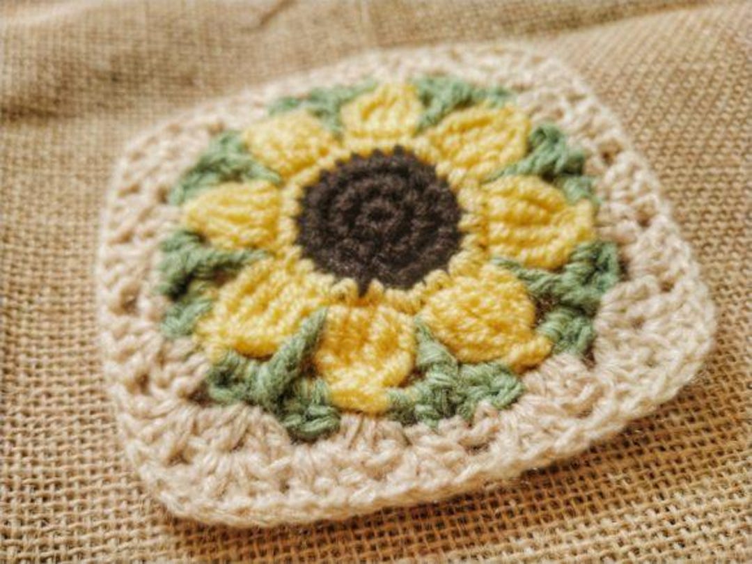 Sunflower Granny Square Crochet Pattern – Easy-to-follow Tutorial for ...