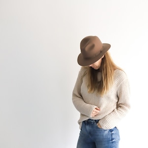 Linen Sweater. Chunky Linen Waffle Top. Waffle blouse for Woman. Linen Blend Chunky boxy Pullover. Textured Oversized Womens Linen Top.