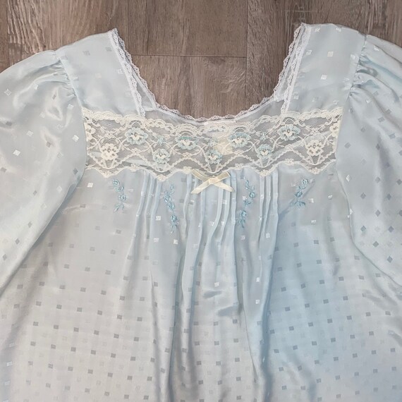 Vintage 1970s Square Neck Nightgown - image 6