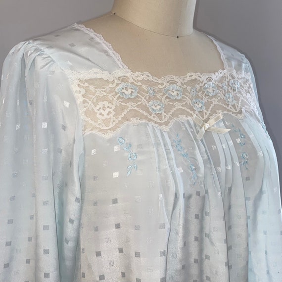 Vintage 1970s Square Neck Nightgown - image 2