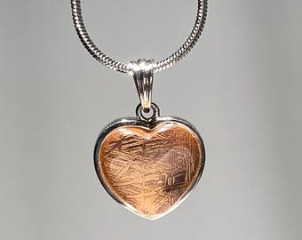 2.5g | Very Rare Rose Gold Muonionalusta Meteorite Pendant in 925 Silver | Heart Case | Widmanstätten Lattice Inclusions | 18" Chain