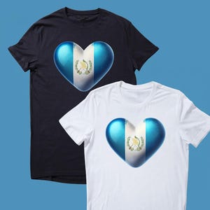 Maglietta unisex con stampa a cuore della bandiera del Guatemala
