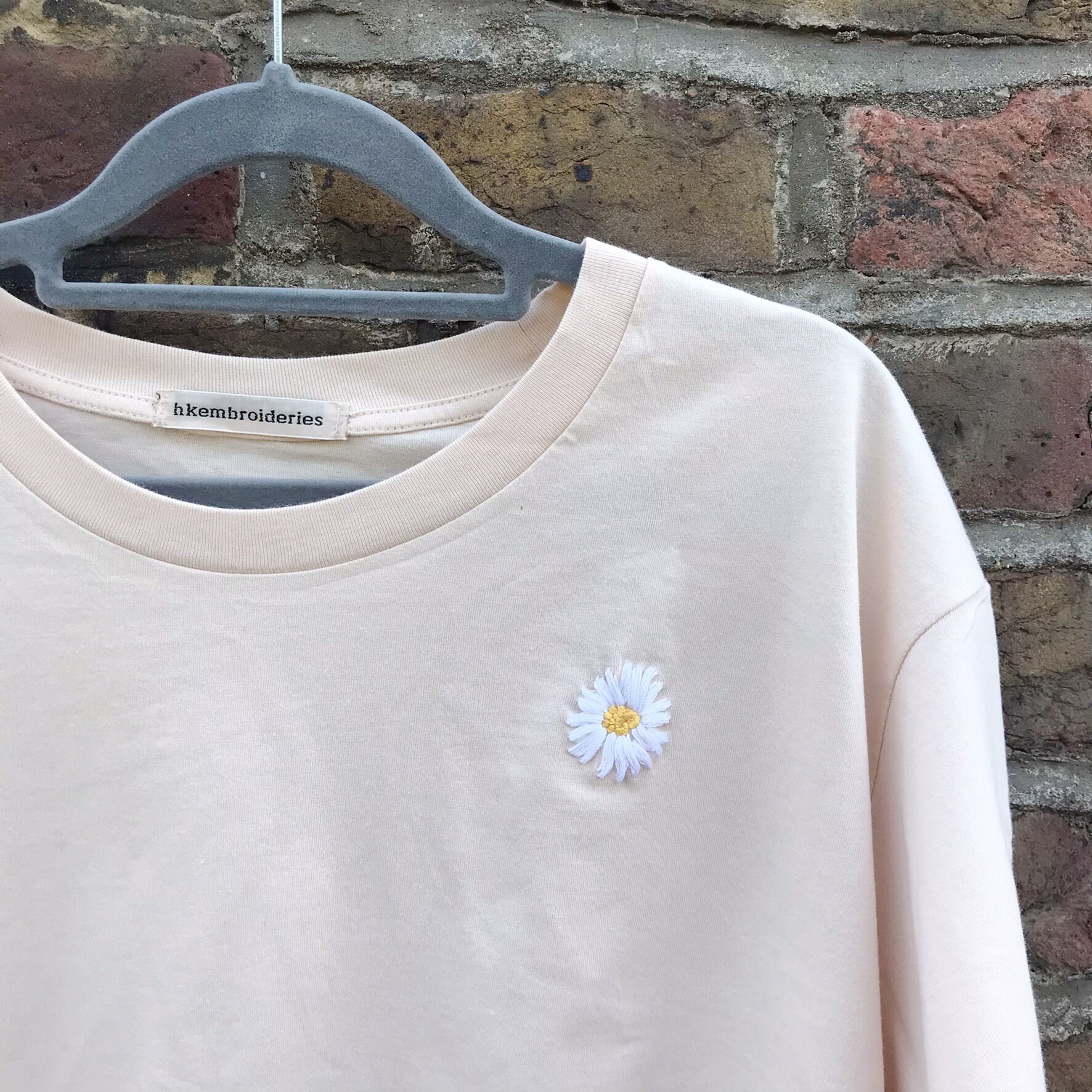 Daisy Hand Embroidered Tshirt Etsy UK