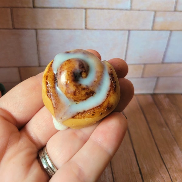 Cinnamon Bun Soy Wax Melts For Wax Warmer | Highly Scented Wax Tarts | Home Fragrance Melts