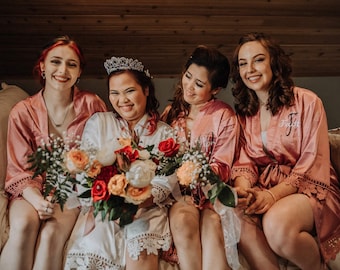 Batas de dama de honor Batas de encaje de dama de honor batas de novia de encaje Batas de fiesta nupcial Batas de satén Bata azul polvorienta Batas de niña de las flores Bata de dama de honor
