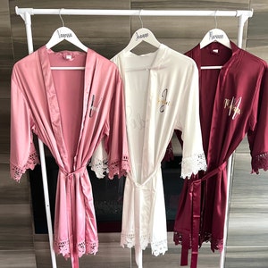 Lace Bridesmaid Robes | Bridal Party Robes | Bridesmaid Gifts | Lace Trim | Bridesmaid Proposal | Bridal Robe | Wedding Robe | Gifts for Mom