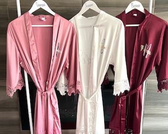 Lace Bridesmaid Robes | Bridal Party Robes | Bridesmaid Gifts | Lace Trim | Bridesmaid Proposal | Bridal Robe | Wedding Robe | Gifts for Mom