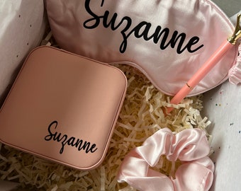 Bridesmaid Box Personalized Bridesmaid Gift Box Wedding Keepsake Box Custom Bridesmaid Gift Box Flower girl box Bride box Maid of honor box