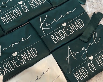 Bridesmaid Robe Bridal Party Satin Robe Wedding Party Robe  Personalized Gift Flower girl robe Birthday gift Forest green robe Maid of honor