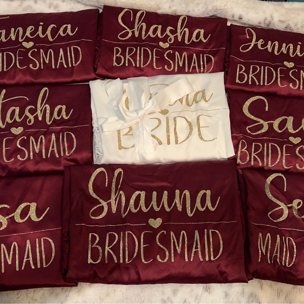 Bridesmaid Robes Bridal Party Satin Robes Bride Wedding Party Robe Custom Personalized Gift Bride to be robe Flower girl robe burgundy robes