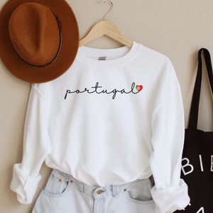 Portugal Sweatshirt Portuguese Fashion Gift For Vovo Moving To Portugal Shirt Portuguesa Portuguese American Gifts Portugal Vacation Gift