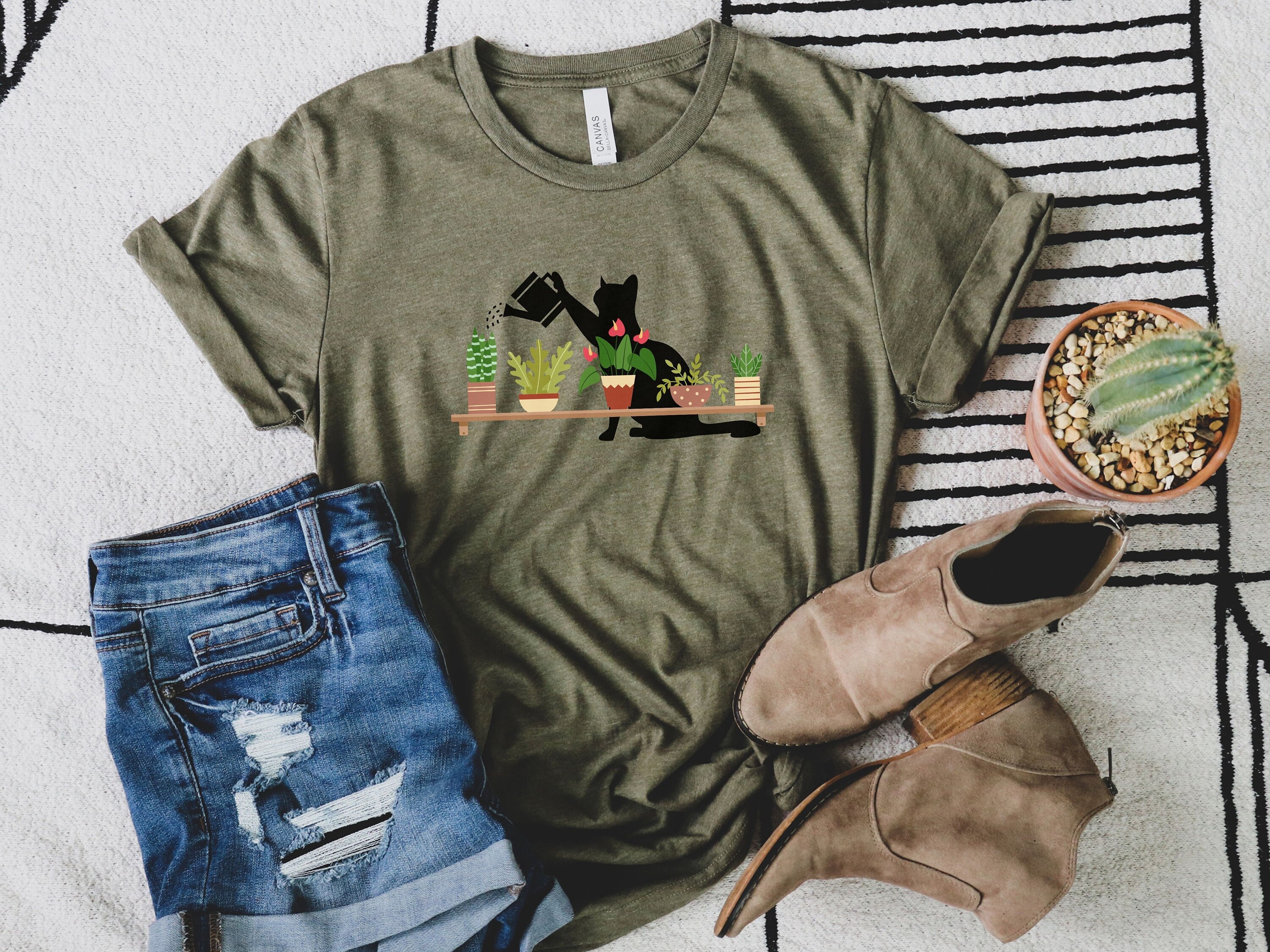 【ITZAVIBE】CAT WITH A FLOWER T SHIRT MUSINSA | ITZAVIBE CAT WITH A FLOWER T SHIRT