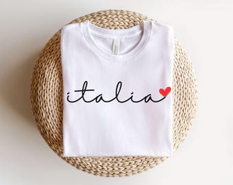 Italia Love T-Shirt | Cute Italy Graphic Tee | Unisex Casual Shirt for Travel Lovers | Rome Trip |  Europe Vacation |  Italy Gift