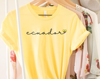Ecuador Shirt with Heart Flag, Minimalist Ecuador Travel Souvenir, Cute La Tri Soccer Fan Tee, Trendy Cursive Font Ecuadorian Gift