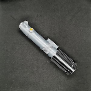Anakin Skywalker Lightsaber 1:1 Prop - Star Wars - 3D Printed - Revenge of the Sith - Jedi image 6