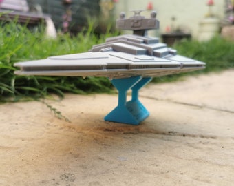 Thrawn ISD Chimaera Desk Ornament- Ahsoka - Empire - Star Wars