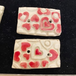 Red Heart Buttons