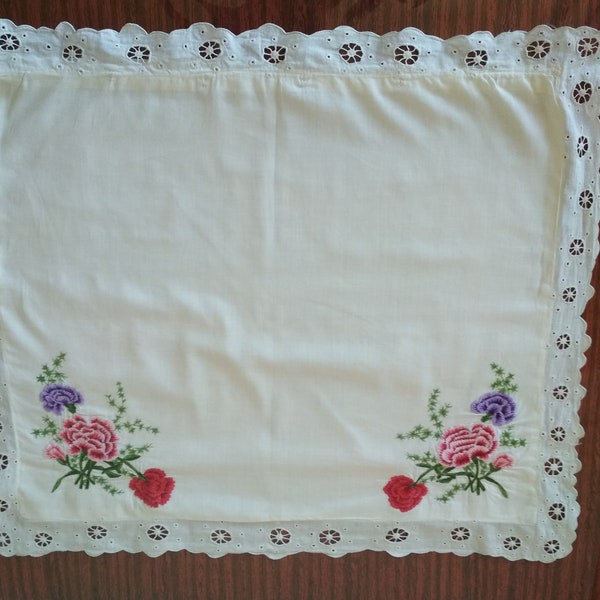 Vintage Ukrainian white pillowcase with hand embroidery, 100% cotton, embroidered flowers, border in the "Richelieu" technique