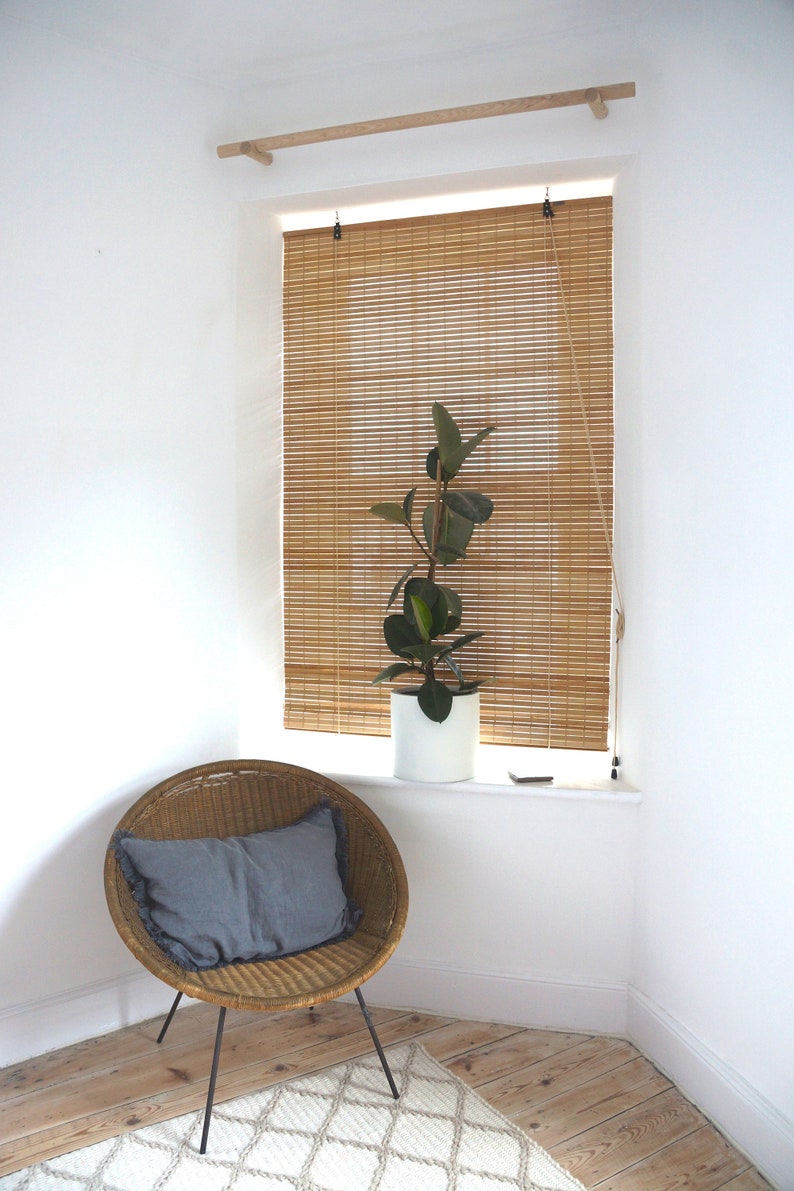 Handmade Oak Curtain Holder, curtain bracket, modern curtain holder, minimalist wooden curtain holder, wooden curtain pole and bracket. image 6