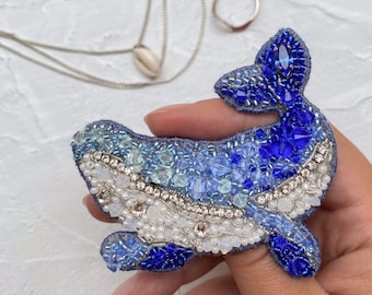 Beaded brooch pin with swarovski gemstone, Handmade jewelry, Crystal beads brooch gift for her, Blue whale jewelry embroidered brooch