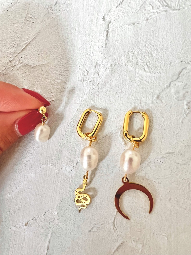 Pearl earrings, Snake Moon dangle mismatched earrings, Boho gold huggie set zdjęcie 6
