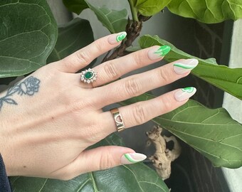 Gel X press On Nails- Green Trendy Design