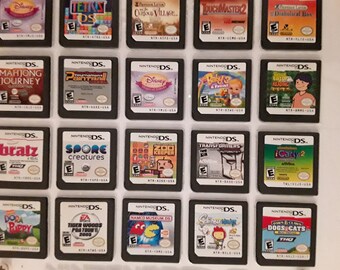 スクウェア・エニックス NINTENDO DS DS LITE WONDERF… Nintendo DS Lite Wonderful World Console - Consolevariations