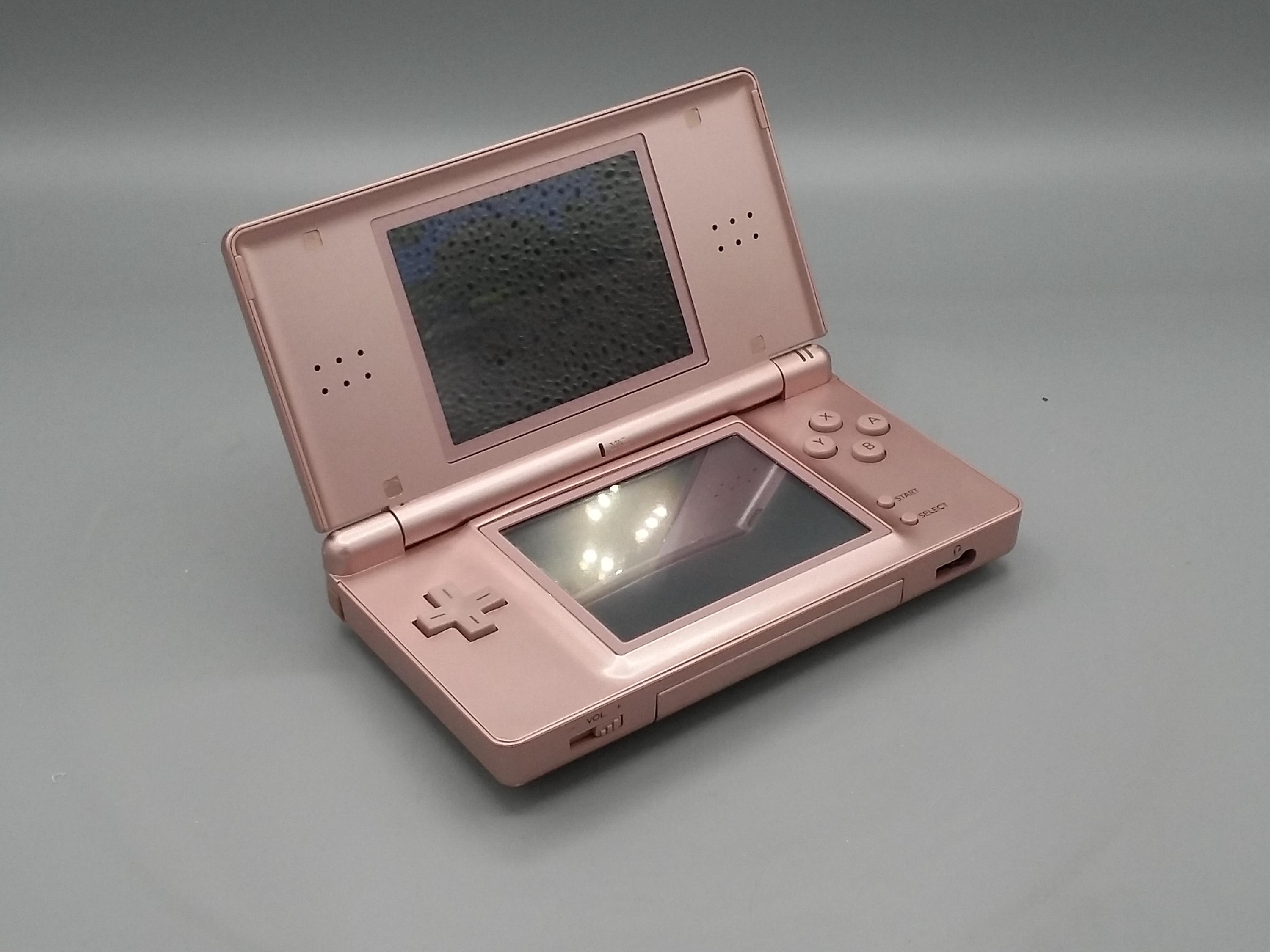 Nintendo DS Lite in Rose Gold