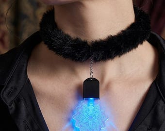 Faux Fur Choker Necklace – LED Snowflake Pendant, Adjustable Goth Kawaii Accessory