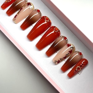 Autumn Nails | Fall Nails | Press on Nails | Fake nails | Gold Flakes Nails | Orange Nails | Glossy Nails