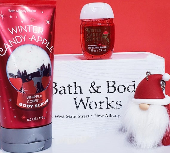 Bath & Body Works Winter Candy Apple Body Scrub, Hand Care Santa Case