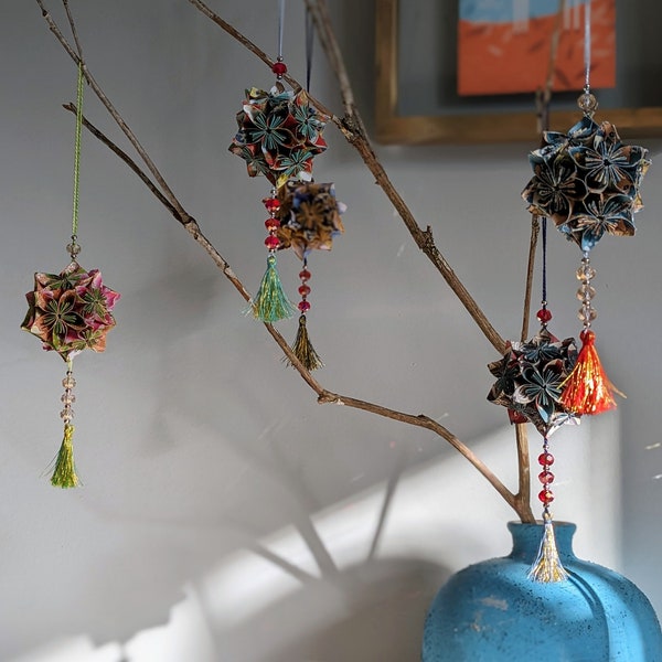 Kusudama Ball/Origami Paper Flower/House Decoration/Christmas Ornament/Hanging Decoration