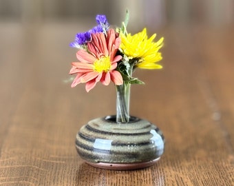 Ikebana flower vase in Sage Green Glaze