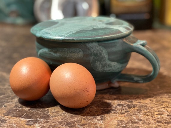 Cocedor de huevos de cerámica para microondas en esmalte mate