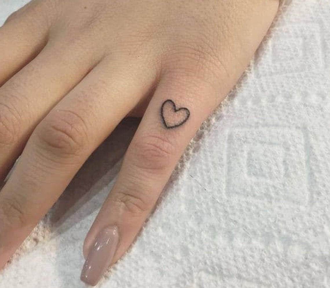 Pack of 20 Heart temporary tattoos, Small finger, wrist, neck, back, …