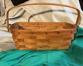 vintage 1984 longaberger basket collectible storage handmade hand crafted storage 10 "  has handle