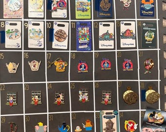 Carded Authentic Disney pins! Pick a pin! Disney World N Disneyland. Micky, minnie, advent calendar, 25 year, VIP, Epcot, cruise and more!