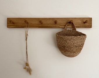 Shaker Peg Rail hecho de madera maciza / Peg Rail / Peg Hooks / Coat Hook / Kitchen Rail / Handcrafted / Folkhaus