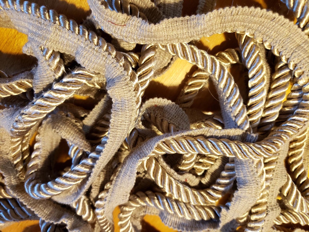 Cordon Passepoil Torsadé Avec Bride – Garniture Décorative Pour Coussins, Rideaux & Tapisserie – 7mm De Large – Rouge - France